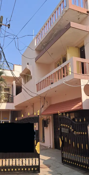 330 Sq Yds East and South Corner 2 Floor House for Sale at Ramnagar Hanamkonda