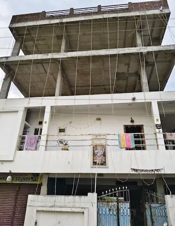 355 Sq Yds East Facing Independent House for Sale at Reddy Colony Hanamkonda
