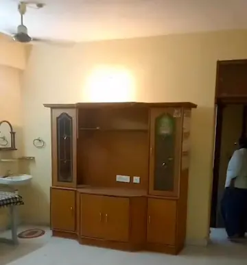 699 Sft 1BHK East Facing Flat for Sale at Teachers Colony Waddepally Hanamkonda